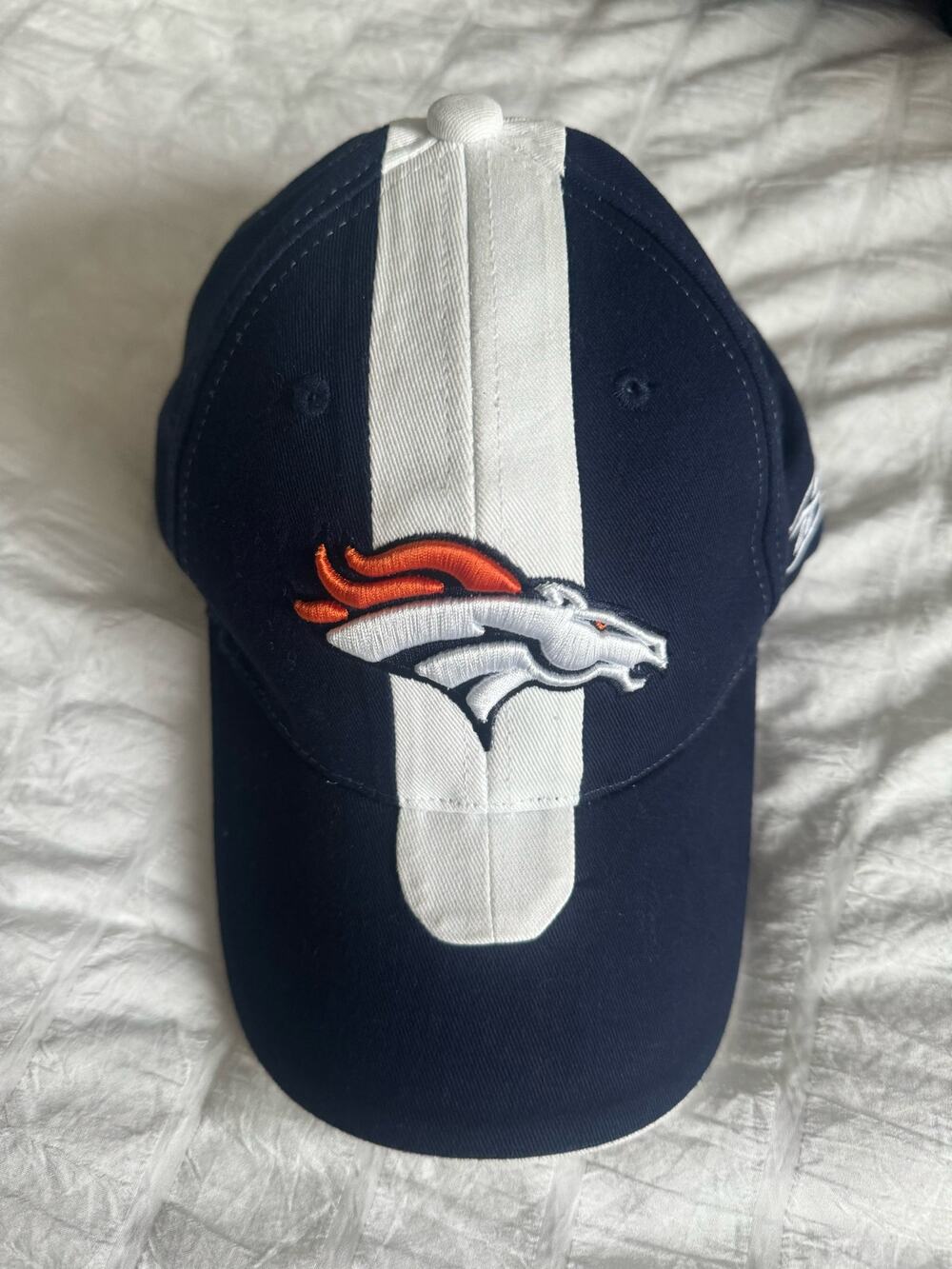 Vintage Denver Broncos  Hat Cap One Size Reebok Black Y2K Flex Adjustable